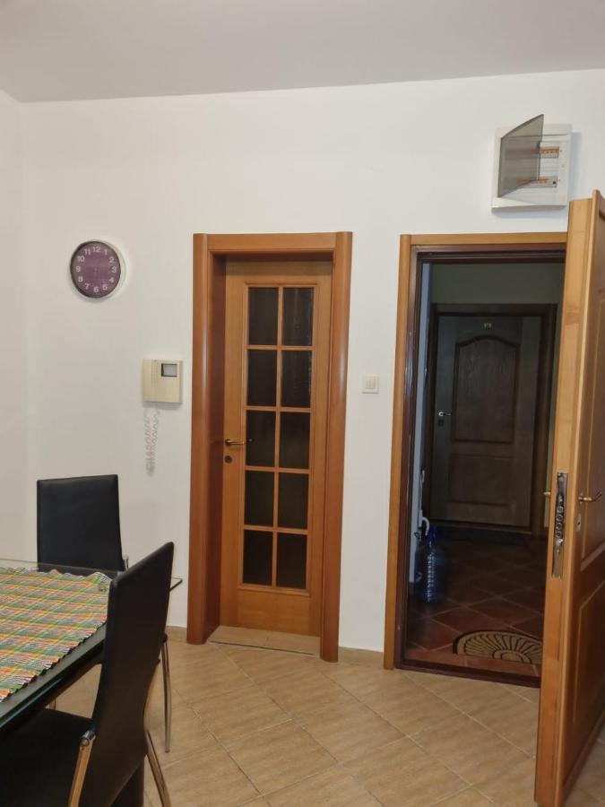 Apartments Sneza Risan Exterior foto