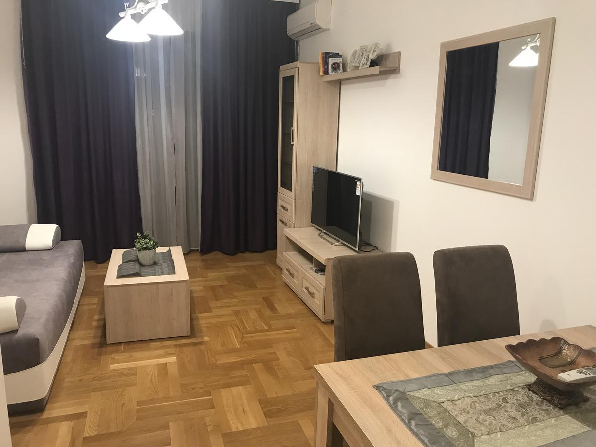 Apartments Sneza Risan Exterior foto