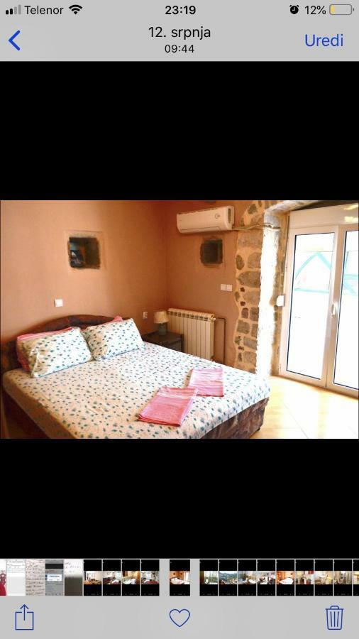 Apartments Sneza Risan Exterior foto